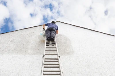Peinture extérieure à Laverrière — façades et ravalement